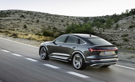 2021 Audi e-tron S Sportback (Color: Daytona Gray) Rear Three-Quarter Wallpapers  450x275 (13)