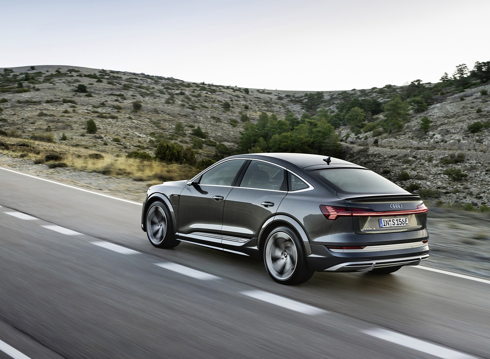 2021 Audi e-tron S Sportback (Color: Daytona Gray) Rear Three-Quarter Wallpapers  (13)