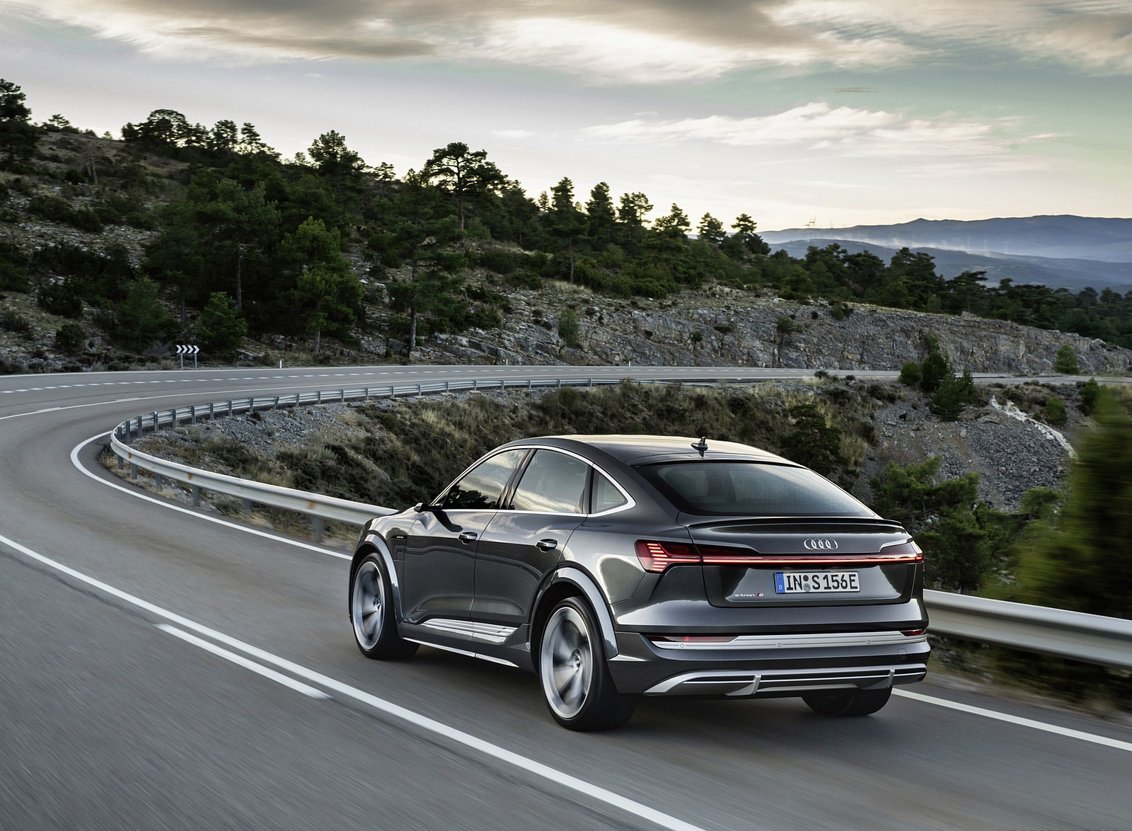2021 Audi e-tron S Sportback (Color: Daytona Gray) Rear Three-Quarter Wallpapers  (9)