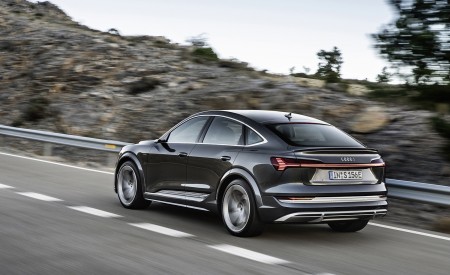 2021 Audi e-tron S Sportback (Color: Daytona Gray) Rear Three-Quarter Wallpapers  450x275 (14)