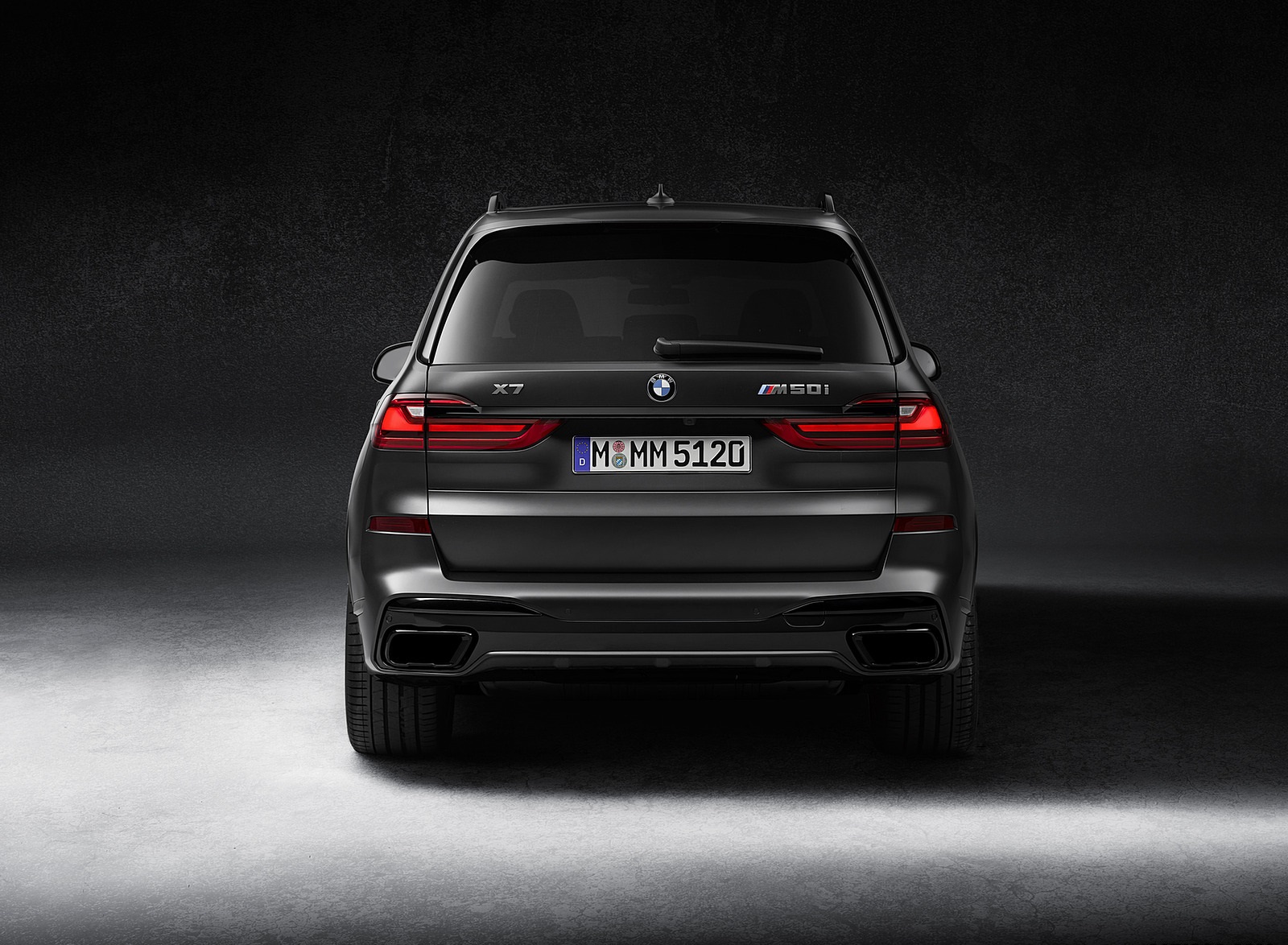 2021 BMW X7 Dark Shadow Edition Rear Wallpapers (5)