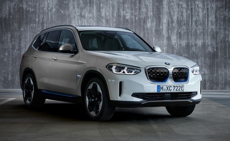 2021 BMW iX3 Front Three-Quarter Wallpapers 450x275 (42)