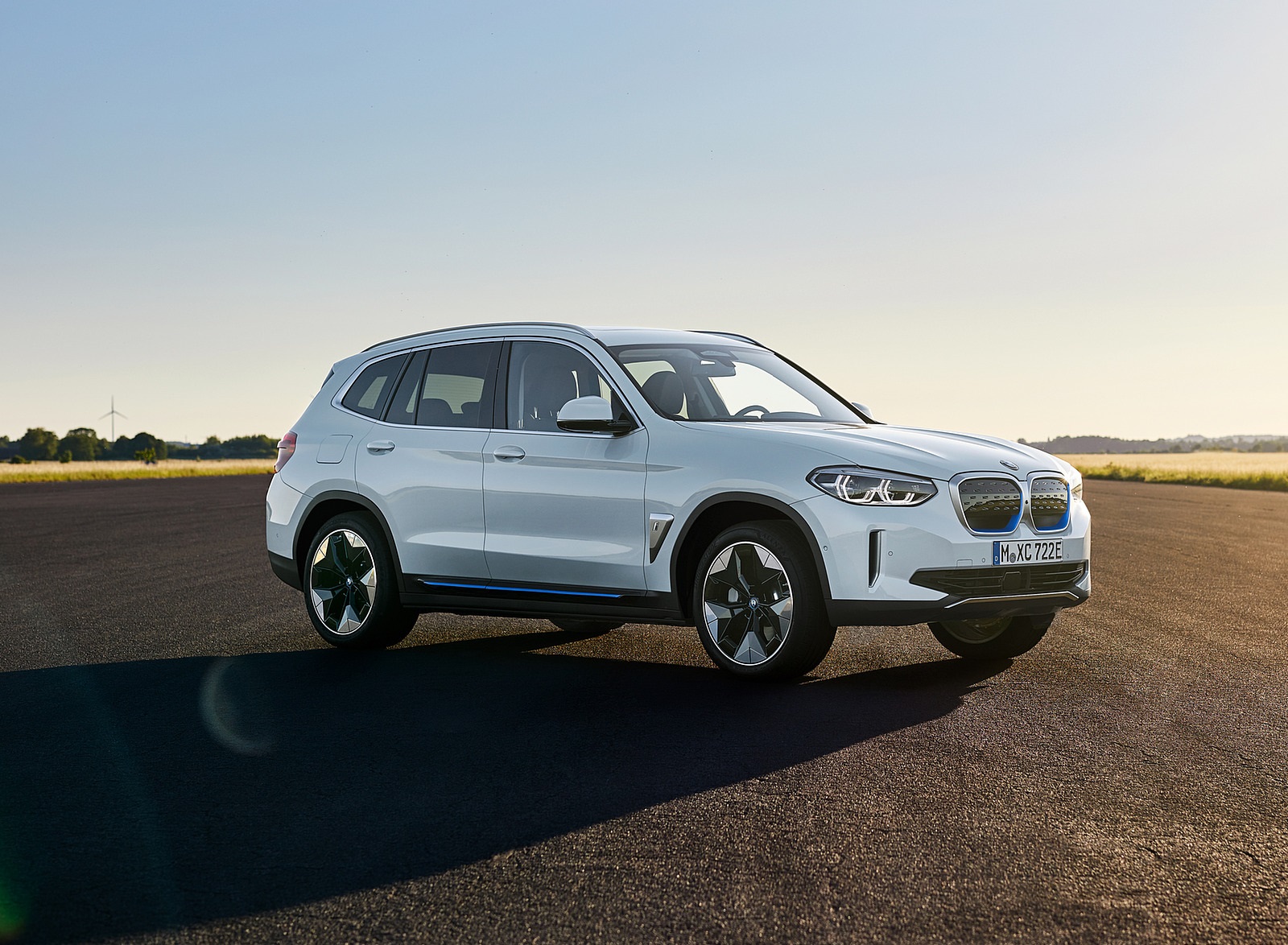 2021 BMW iX3 Front Three-Quarter Wallpapers (13)