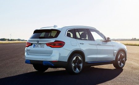 2021 BMW iX3 Rear Three-Quarter Wallpapers 450x275 (14)