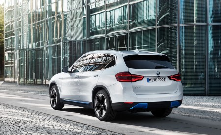 2021 BMW iX3 Rear Three-Quarter Wallpapers 450x275 (39)