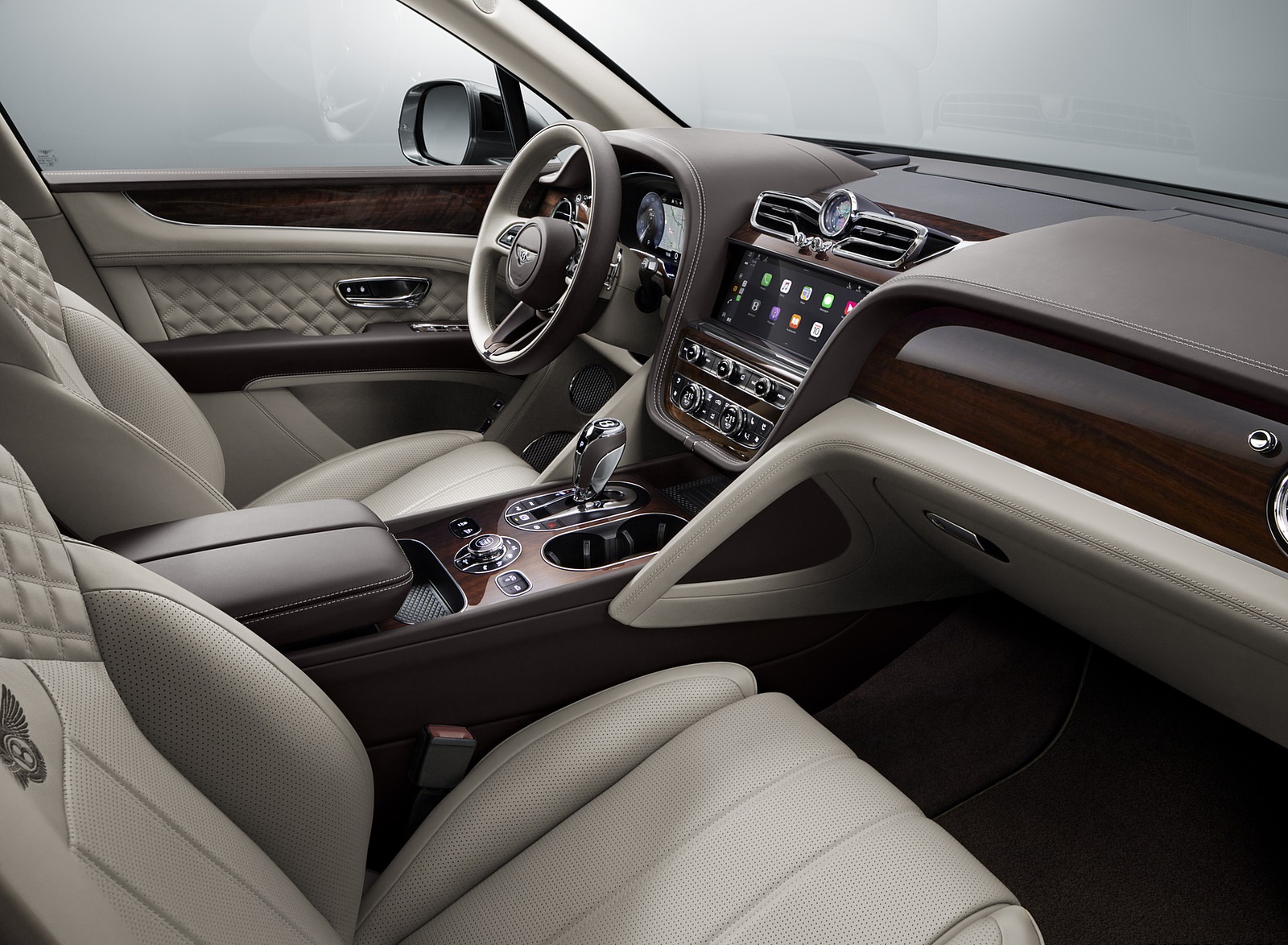 2021 Bentley Bentayga Hallmark Interior Wallpapers #27 of 32