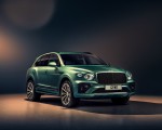 2021 Bentley Bentayga V8 (Color: Alpine Green) Front Three-Quarter Wallpapers 150x120