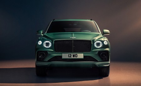 2021 Bentley Bentayga V8 (Color: Alpine Green) Front Wallpapers 450x275 (6)