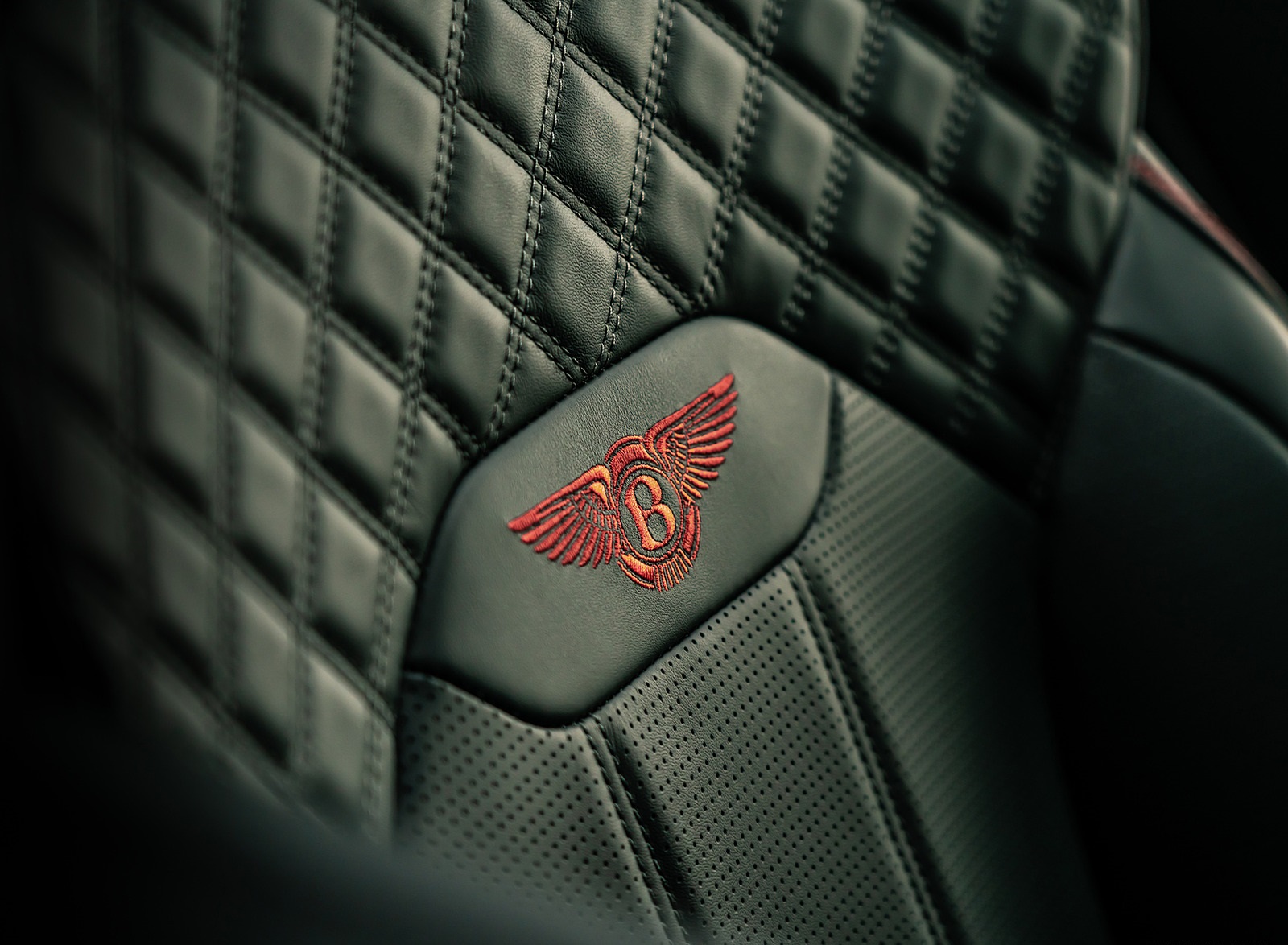 2021 Bentley Bentayga V8 Interior Seats Wallpapers (15)