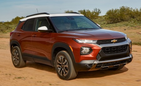 2021 Chevrolet Trailblazer ACTIV Front Three-Quarter Wallpapers 450x275 (2)