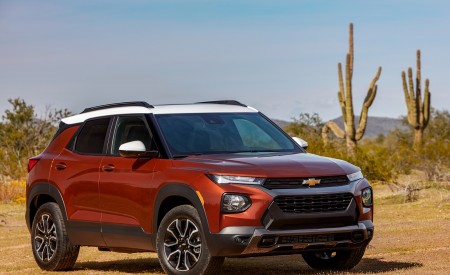 2021 Chevrolet Trailblazer ACTIV Front Three-Quarter Wallpapers 450x275 (12)
