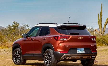 2021 Chevrolet Trailblazer ACTIV Rear Three-Quarter Wallpapers 450x275 (15)