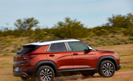 2021 Chevrolet Trailblazer ACTIV Rear Three-Quarter Wallpapers 450x275 (4)