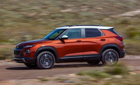 2021 Chevrolet Trailblazer ACTIV Side Wallpapers 450x275 (5)