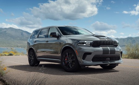 2021 Dodge Durango SRT Hellcat Front Three-Quarter Wallpapers 450x275 (73)