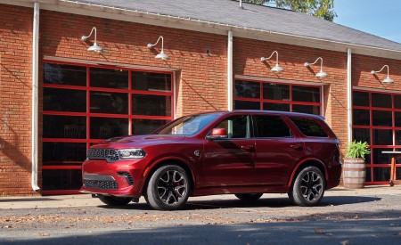 2021 Dodge Durango SRT Hellcat Front Three-Quarter Wallpapers 450x275 (10)
