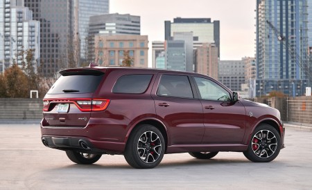 2021 Dodge Durango SRT Hellcat Rear Three-Quarter Wallpapers 450x275 (8)