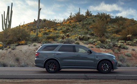 2021 Dodge Durango SRT Hellcat Side Wallpapers 450x275 (68)