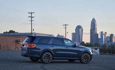 2021 Dodge Durango SRT Hellcat Side Wallpapers 450x275 (26)