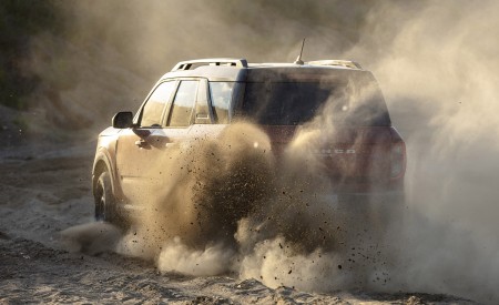 2021 Ford Bronco Sport Badlands (Color: Rapid Red Metallic Tinted Clearcoat) Off-Road Wallpapers  450x275 (16)