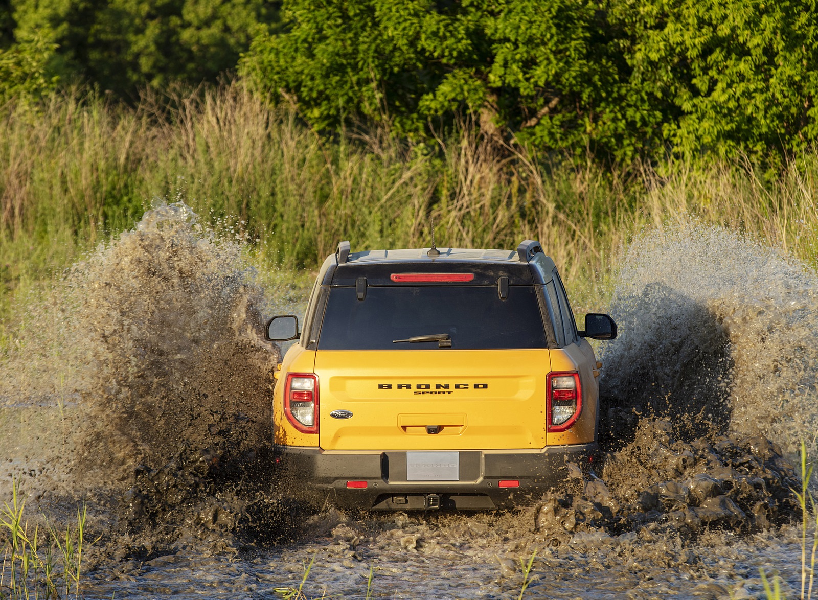 2021 Ford Bronco Sport First Edition (Color: Cyber Orange Metallic Tri-Coat) Off-Road Wallpapers (11)