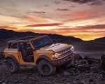 2021 Ford Bronco Two-Door (Color: Cyber Orange) Front Three-Quarter Wallpapers 150x120