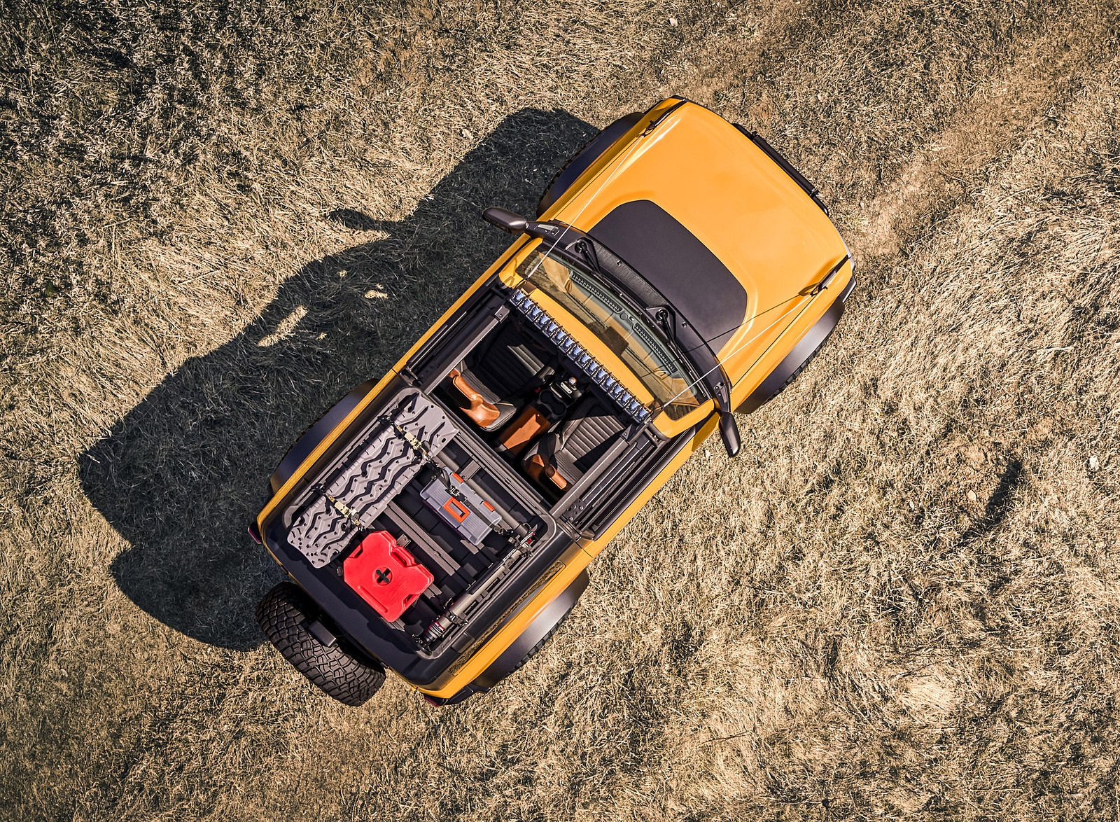 2021 Ford Bronco Two-Door (Color: Cyber Orange) Top Wallpapers #11 of 52