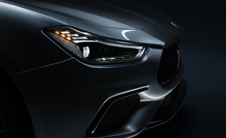 2021 Maserati Ghibli Hybrid Headlight Wallpapers 450x275 (14)