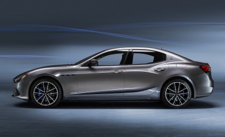 2021 Maserati Ghibli Hybrid Side Wallpapers 450x275 (4)