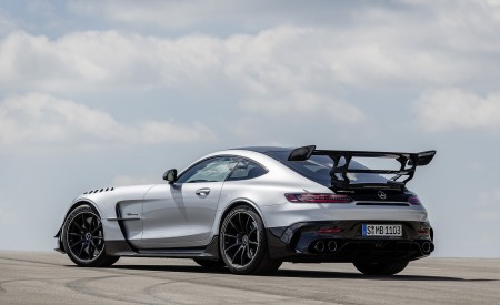 2021 Mercedes-AMG GT Black Series (Color: High Tech Silver) Rear Three-Quarter Wallpapers 450x275 (156)
