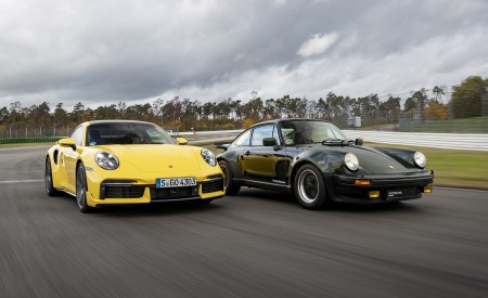 2021 Porsche 911 Turbo Front Three-Quarter Wallpapers 450x275 (48)