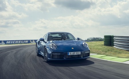 2021 Porsche 911 Turbo Front Three-Quarter Wallpapers 450x275 (214)