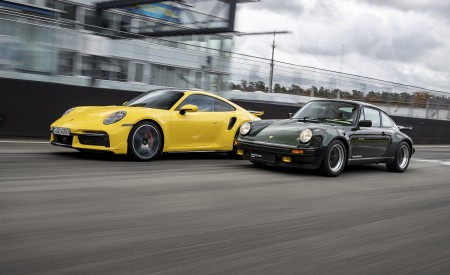 2021 Porsche 911 Turbo Front Three-Quarter Wallpapers 450x275 (58)