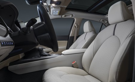 2021 Toyota Camry XLE Interior Seats Wallpapers 450x275 (8)