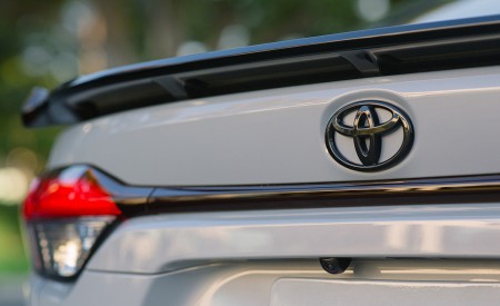 2021 Toyota Corolla Apex Edition Badge Wallpapers 450x275 (38)