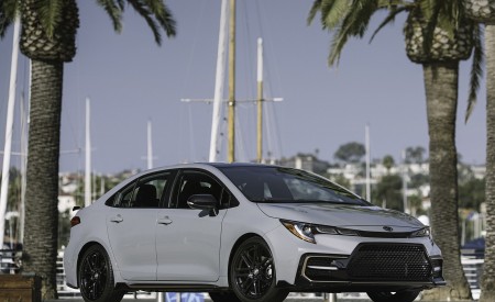 2021 Toyota Corolla Apex Edition Front Three-Quarter Wallpapers 450x275 (27)