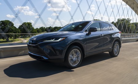 2021 Toyota Venza Hybrid Limited Front Three-Quarter Wallpapers 450x275 (3)