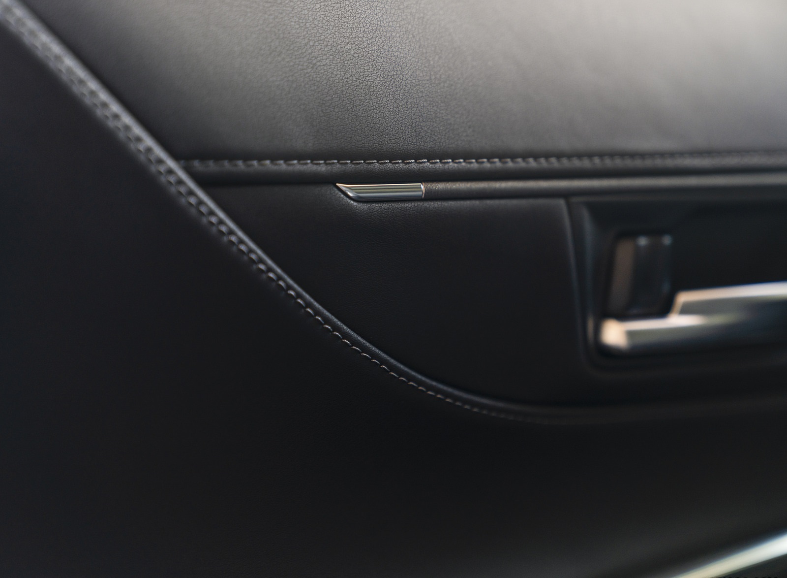 2021 Toyota Venza Hybrid Limited Interior Detail Wallpapers #43 of 44