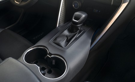2021 Toyota Venza Hybrid Limited Interior Detail Wallpapers 450x275 (40)