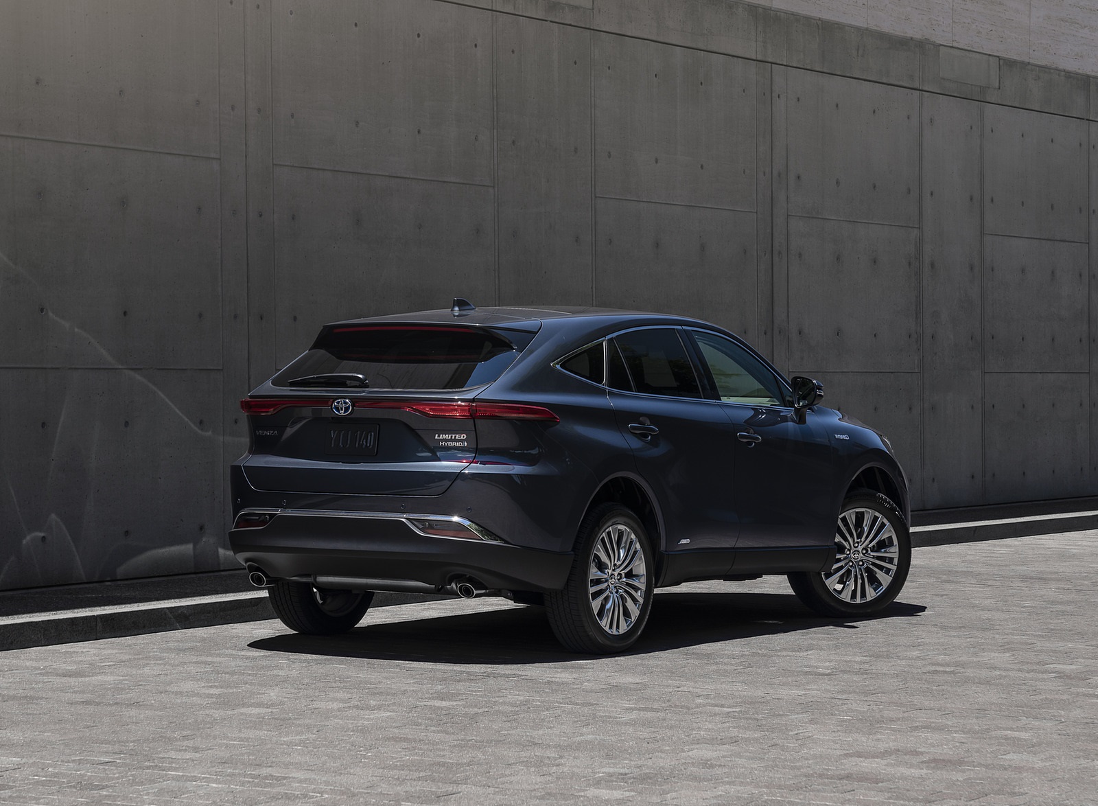 2021 Toyota Venza Hybrid Limited Rear Three-Quarter Wallpapers (12)