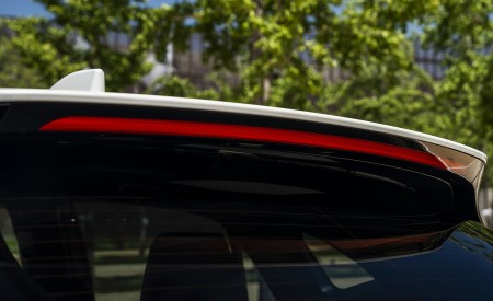 2021 Toyota Venza Hybrid XLE Detail Wallpapers 450x275 (16)