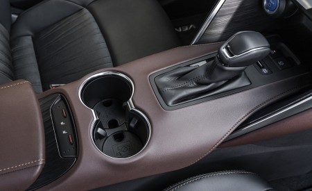 2021 Toyota Venza Hybrid XLE Interior Detail Wallpapers 450x275 (25)