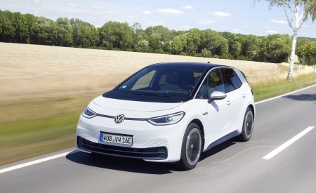 2021 Volkswagen ID.3 1st Edition Front Three-Quarter Wallpapers 450x275 (110)