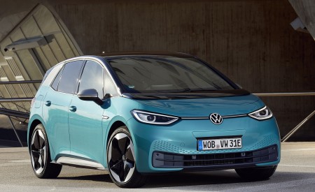 2021 Volkswagen ID.3 1st Edition Front Three-Quarter Wallpapers 450x275 (126)