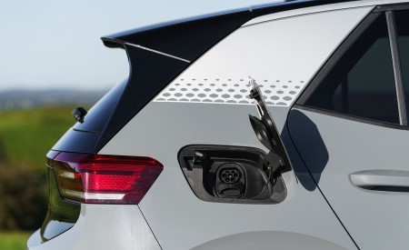 2021 Volkswagen ID.3 1st Edition (UK-Spec) Charging Port Wallpapers 450x275 (63)