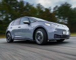 2021 Volkswagen ID.3 1st Edition (UK-Spec) Front Three-Quarter Wallpapers 150x120