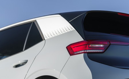 2021 Volkswagen ID.3 1st Edition (UK-Spec) Tail Light Wallpapers  450x275 (70)
