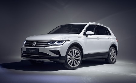 2021 Volkswagen Tiguan Plug-In Hybrid Front Three-Quarter Wallpapers 450x275 (17)
