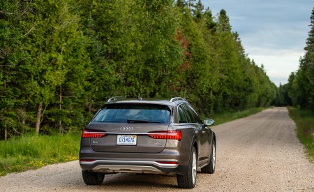 2020 Audi A6 allroad (US-Spec) Rear Wallpapers 450x275 (20)