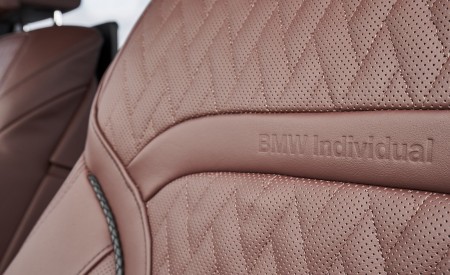 2020 BMW 7-Series 745Le xDrive Plug-In Hybrid Interior Detail Wallpapers 450x275 (58)